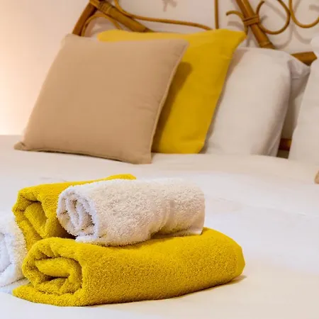 Spazioso Al Mare Con Giardino Hébergement de vacances Capoterra