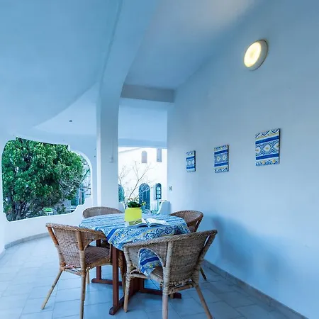 Casa vacanze Spazioso Al Mare Con Giardino Capoterra