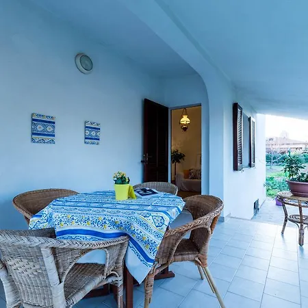 Hébergement de vacances Spazioso Al Mare Con Giardino