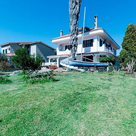 Spazioso Al Mare Con Giardino Hébergement de vacances